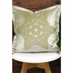Riva Home Champagne Cream Woodland Snowflake Cushion