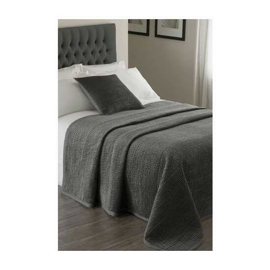 unnamed-file-411.jpg Riva Home Grey Brooklands Quilted Bedspread -Riva Home shop unnamed file 411